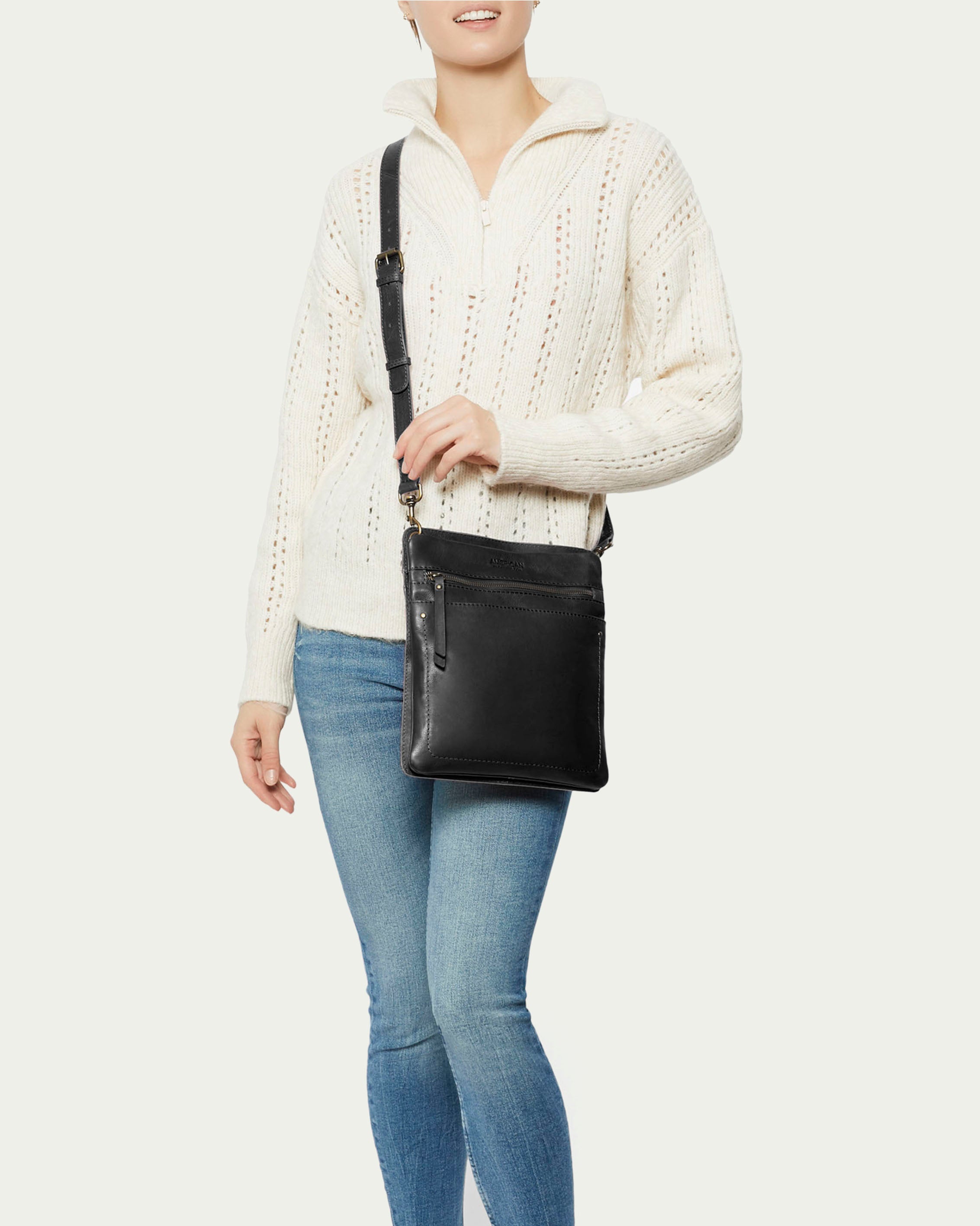 Lily Multi Compartment Crossbody